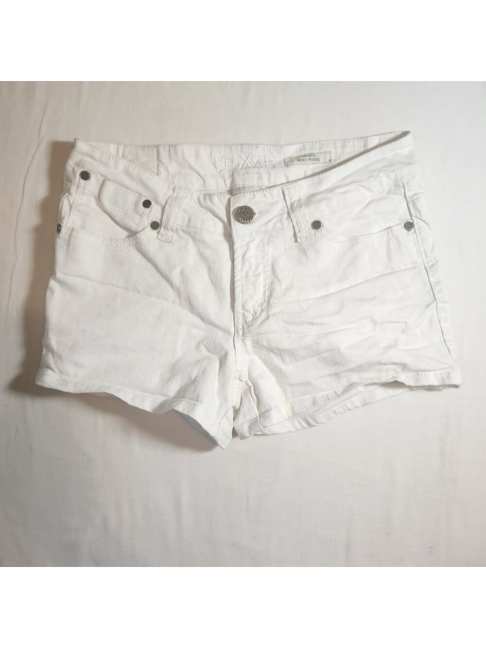 Becky B Jeans Angie Mid Rise White Denim Shorts Studded Size 28 Stretch Cotton